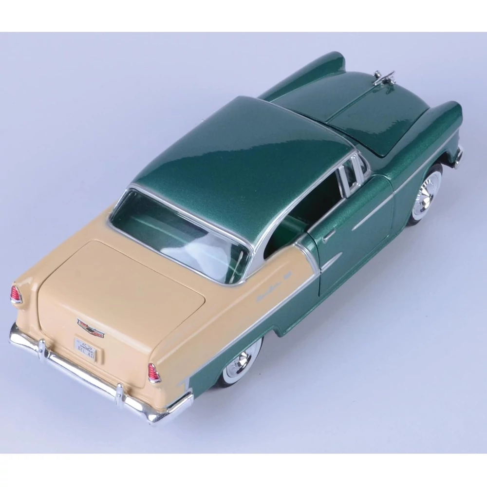 MotorMax 1955 Chevy Bel Air Fém Kisautó (1:24)- Zöld