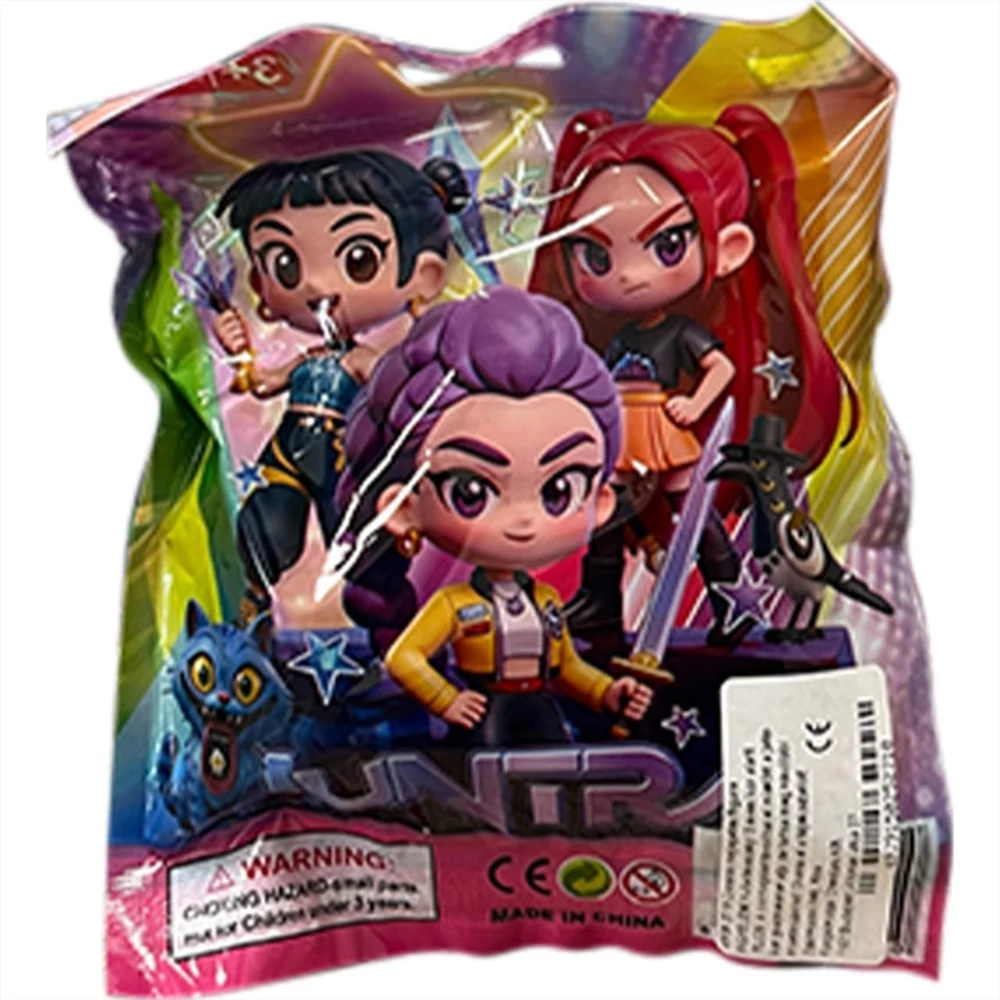 K-Pop Demon Hunters meglepetés figura kártyával