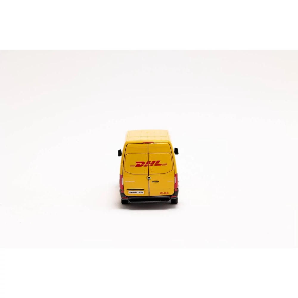 Kinsmart Mercedes-Benz Sprinter DHL Edition fém autó nyitható ajtókkal 1:48 (többféle)