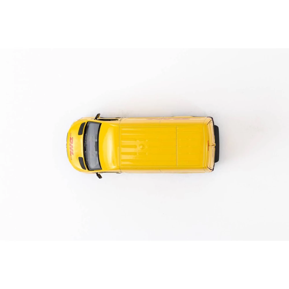 Kinsmart Mercedes-Benz Sprinter DHL Edition fém autó nyitható ajtókkal 1:48 (többféle)