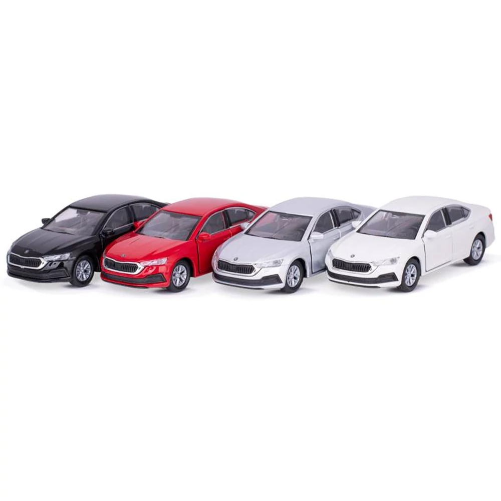 Welly Skoda Octavia IV fém autó nyitható ajtókkal 12cm (többféle)