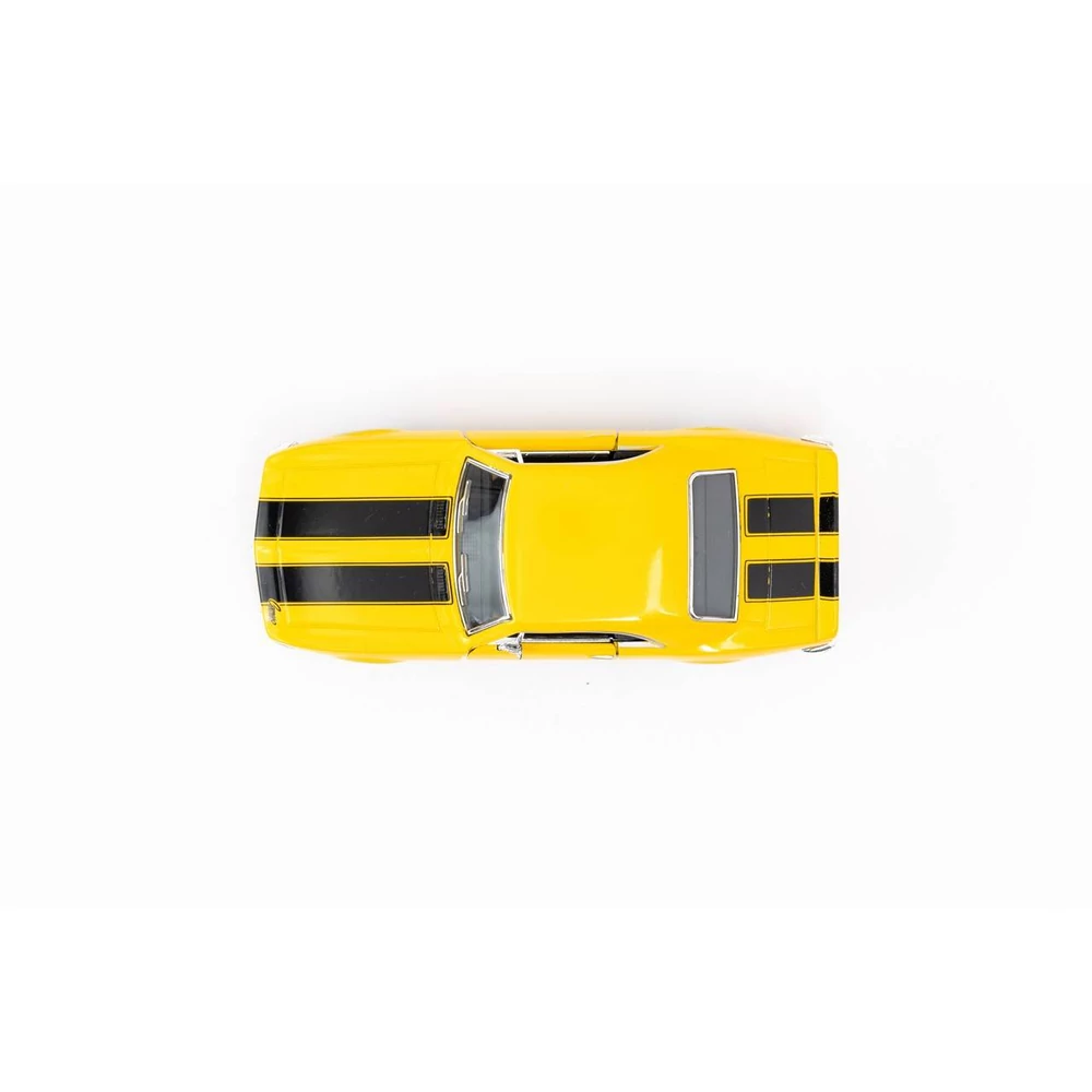Kinsmart Chevrolet Camaro Z/28 1967 fém autó nyitható ajtókkal 1:37 (többféle)