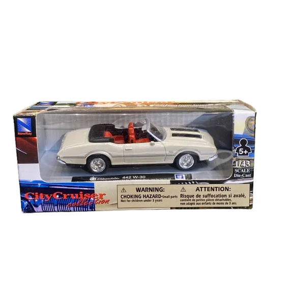 CityCruiser Oldsmobile 442 W-30 fém autó 1:43